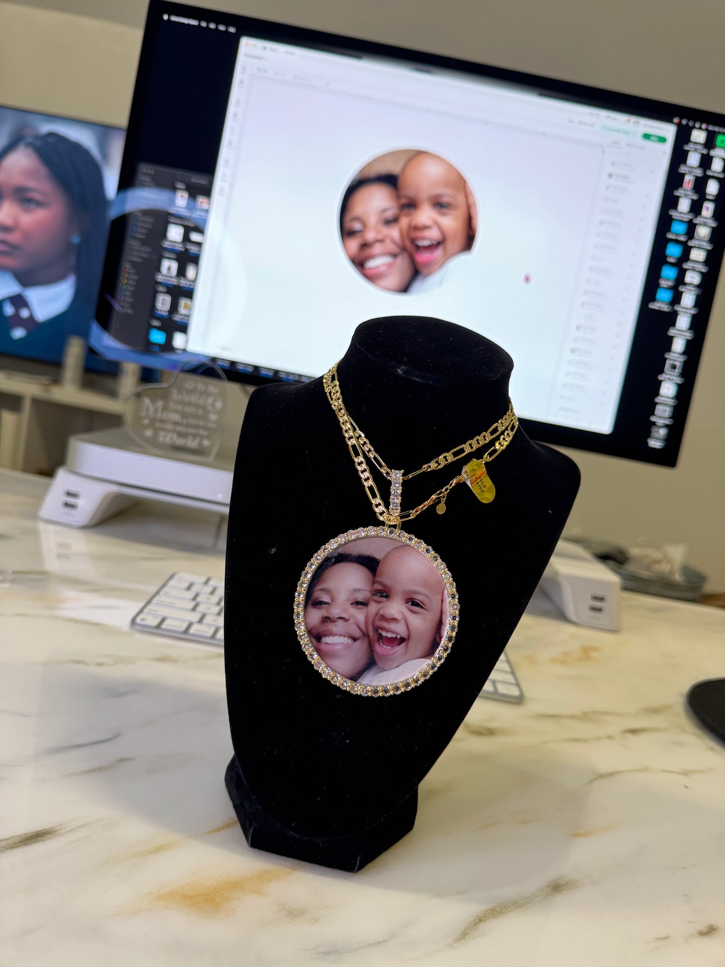 Large Circle Unisex Photo Necklace